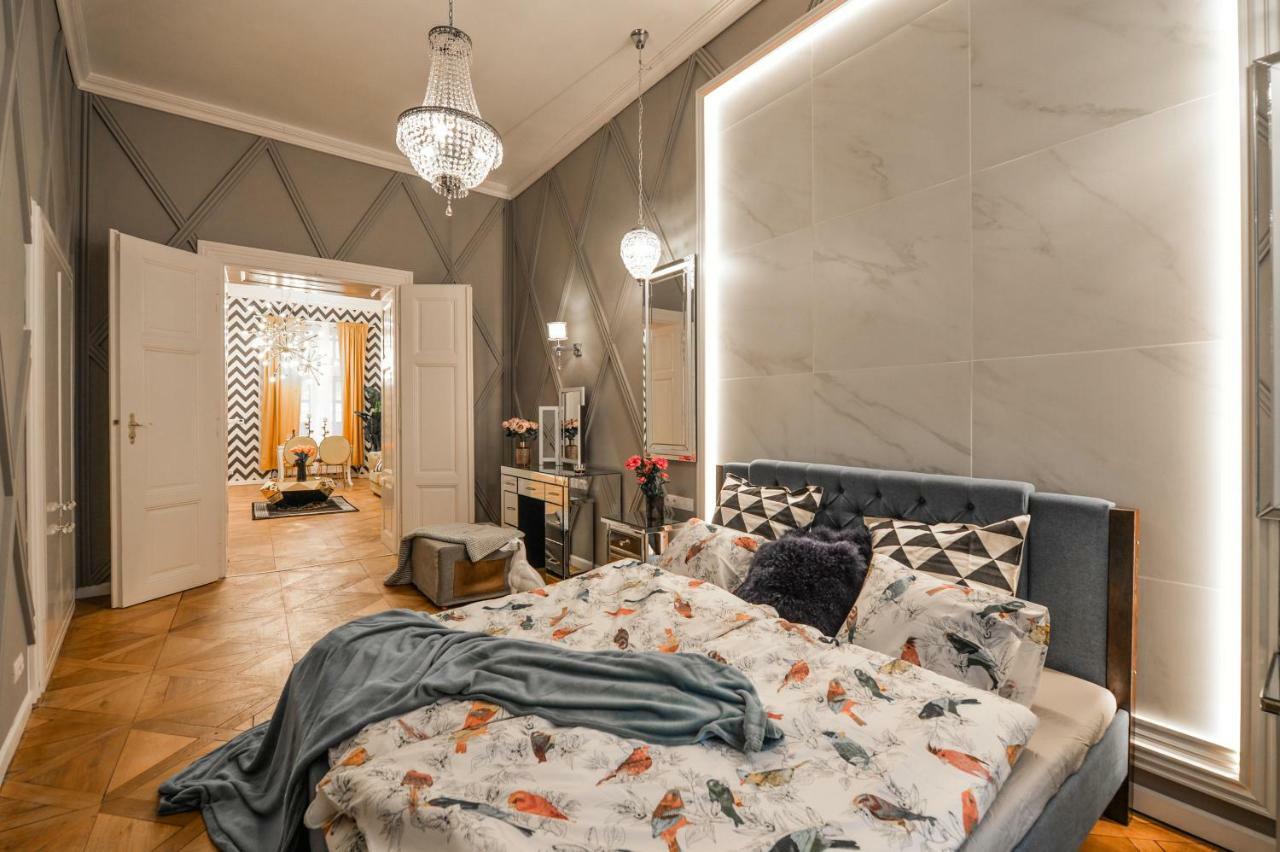 Dalí Wenceslas Square Apartment Praga Exterior foto